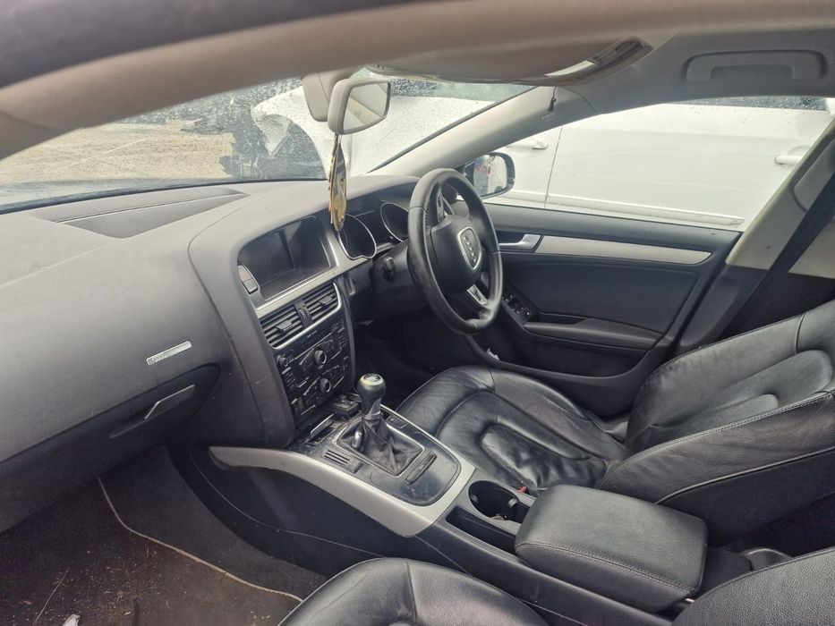 Dezmembram Audi A5 2010 2.0tdi Euro 5 CAG Manual