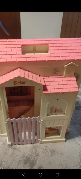 Căsuța păpuși Barbie