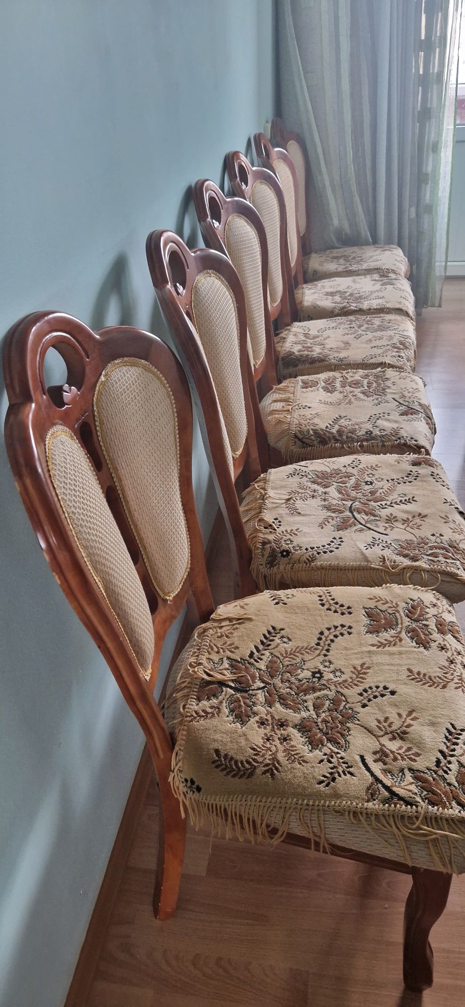 Продается стулья
