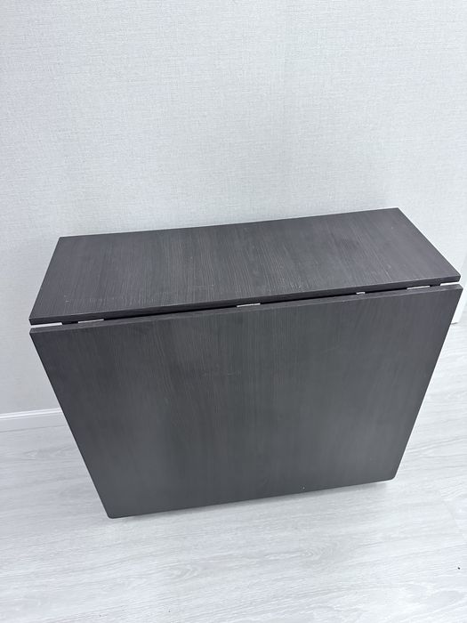 Продаётся раскладной стол