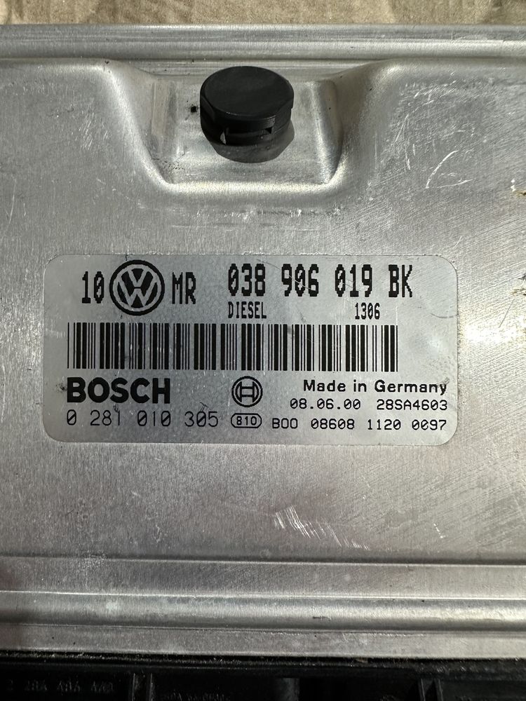 Calculator motor VW Passat B5 1.9 Tdi : 038906019BK