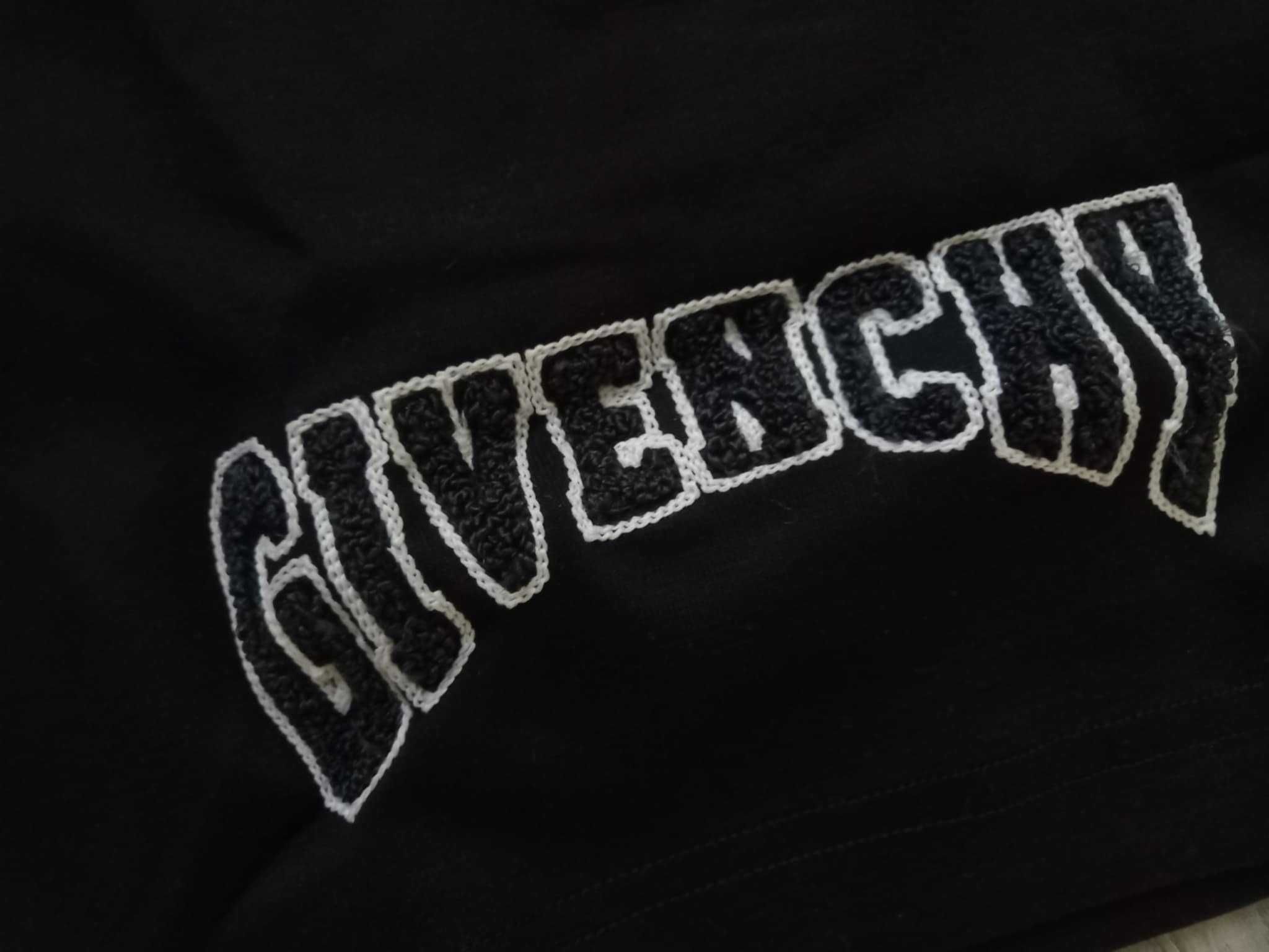 Givenchy - спортен екип размер М и ХЛ