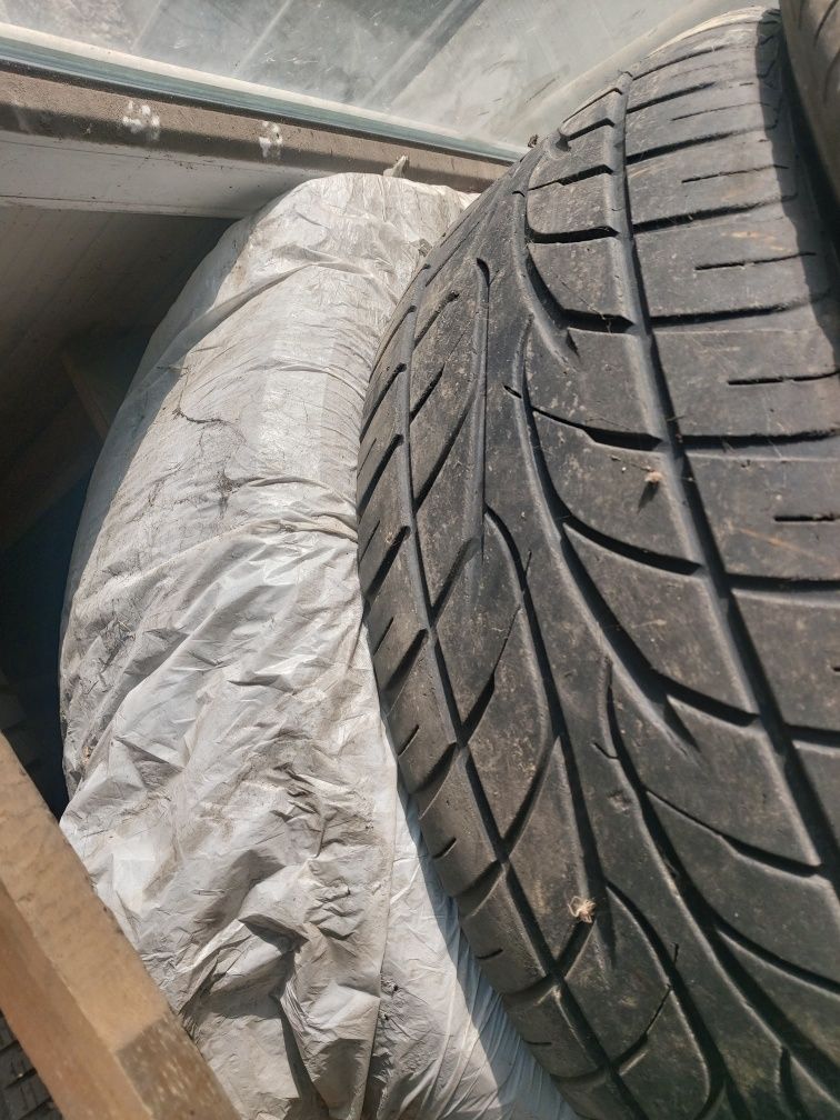 Продаётся шина размер 285/60R18