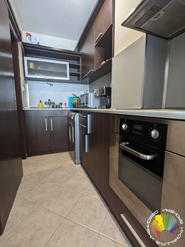 Продава се Двустаен апартамент в Бургас, Лазур - 60 кв.м за 2417 €/кв.м - Снимка #7