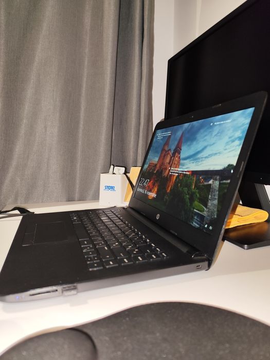 Laptop Full-HD, HP - Model 3168NGW, procesor I5-8250U, IPS display!