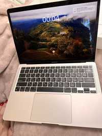 MacBook Air with Apple M1 256GB