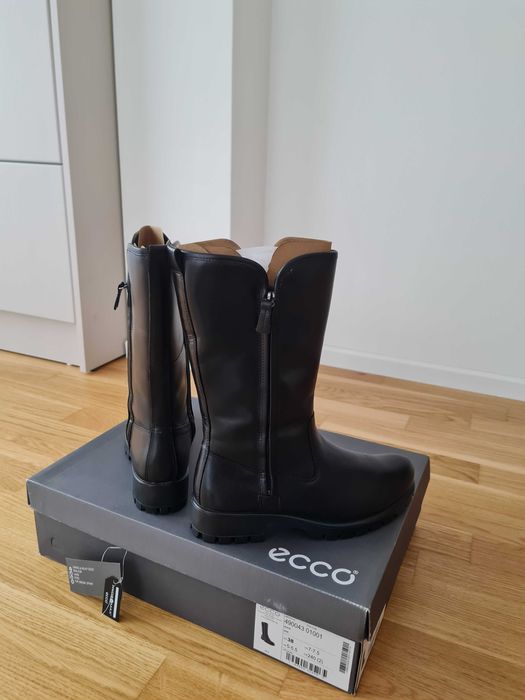 2 perechi de cizme Ecco pentru femei, marimea 38, stare excelenta