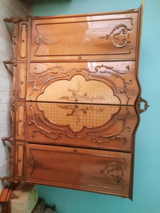 Шкаф из дерева, модель 10Д