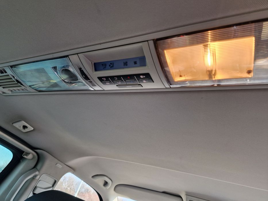 Volkswagen t5 multivan