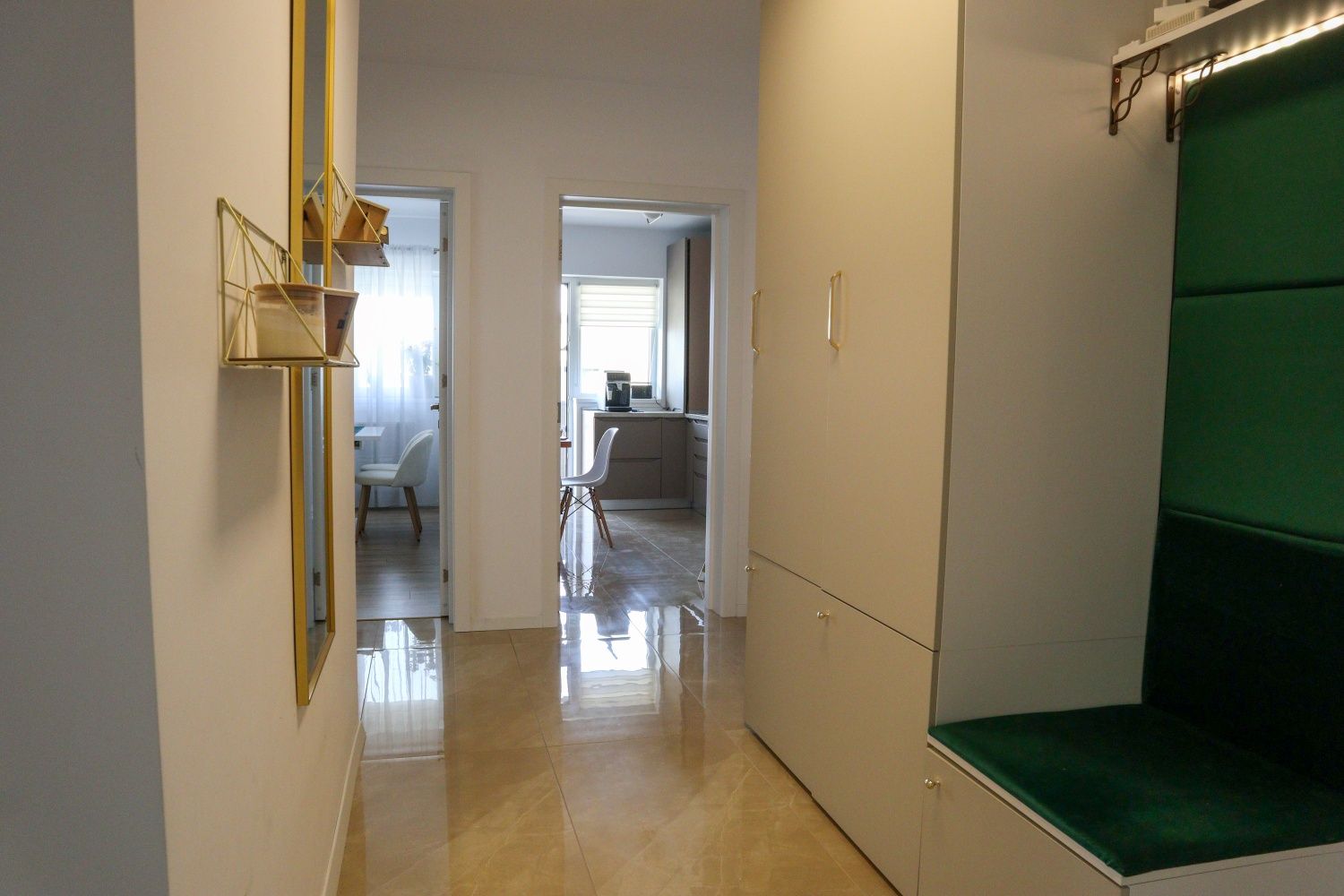 Apartament 3 camere mobilat/utilat