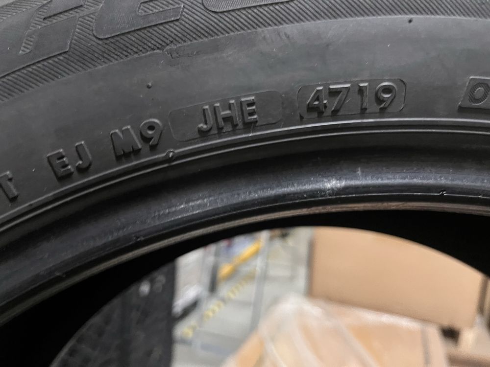 Anvelope vara bridgestone 235/55/R 20..  102V
