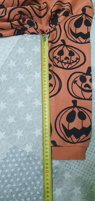 Andy Studio Да не ти дреме светещ и блуза H&M Хелоуин