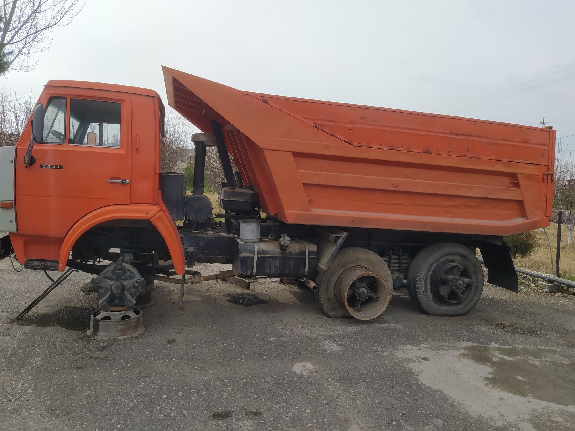 Kamaz sotiladi yangi remont qilngan