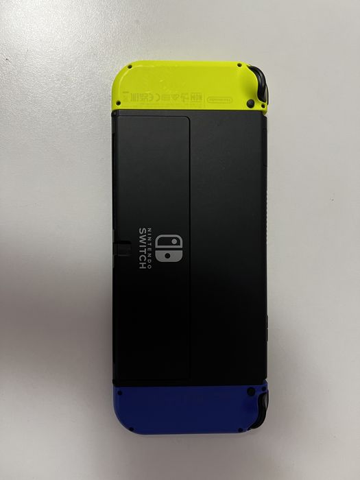 Vand nintendo switch oled cu multe accesori