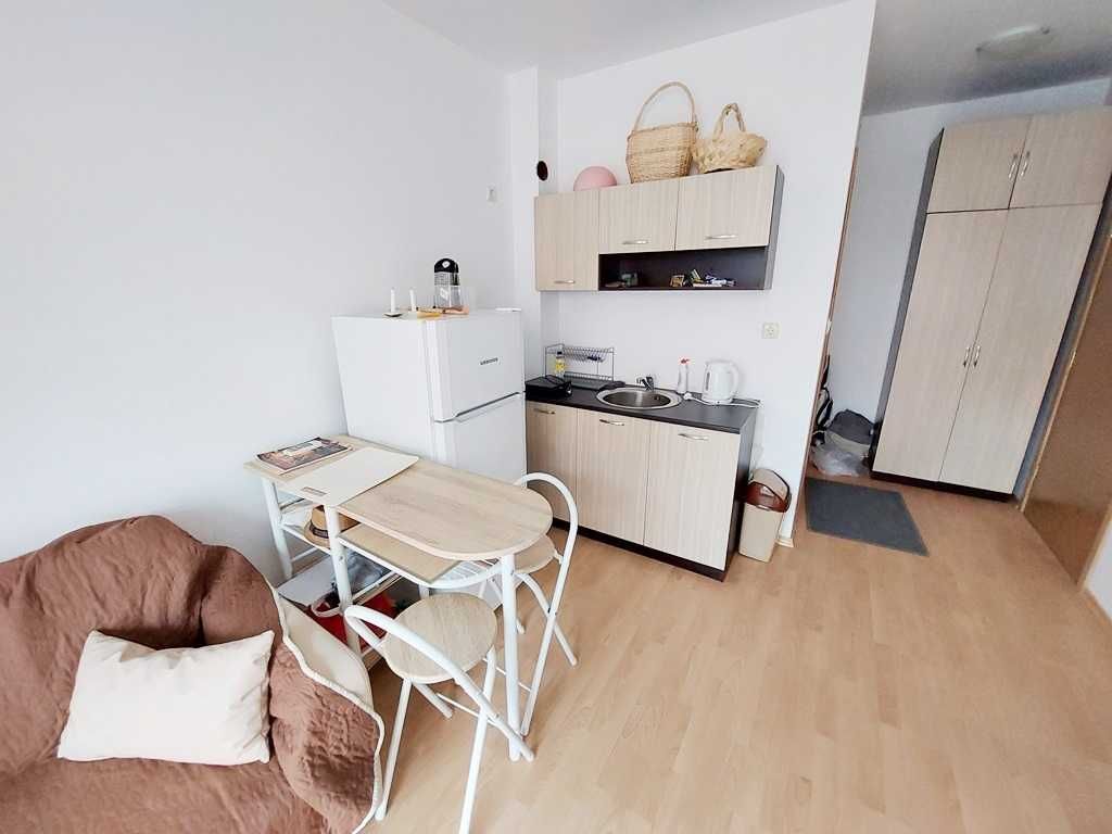 Продава се Едностаен апартамент в к.к. Слънчев бряг - 28 кв.м за 983 €/кв.м - Снимка #6