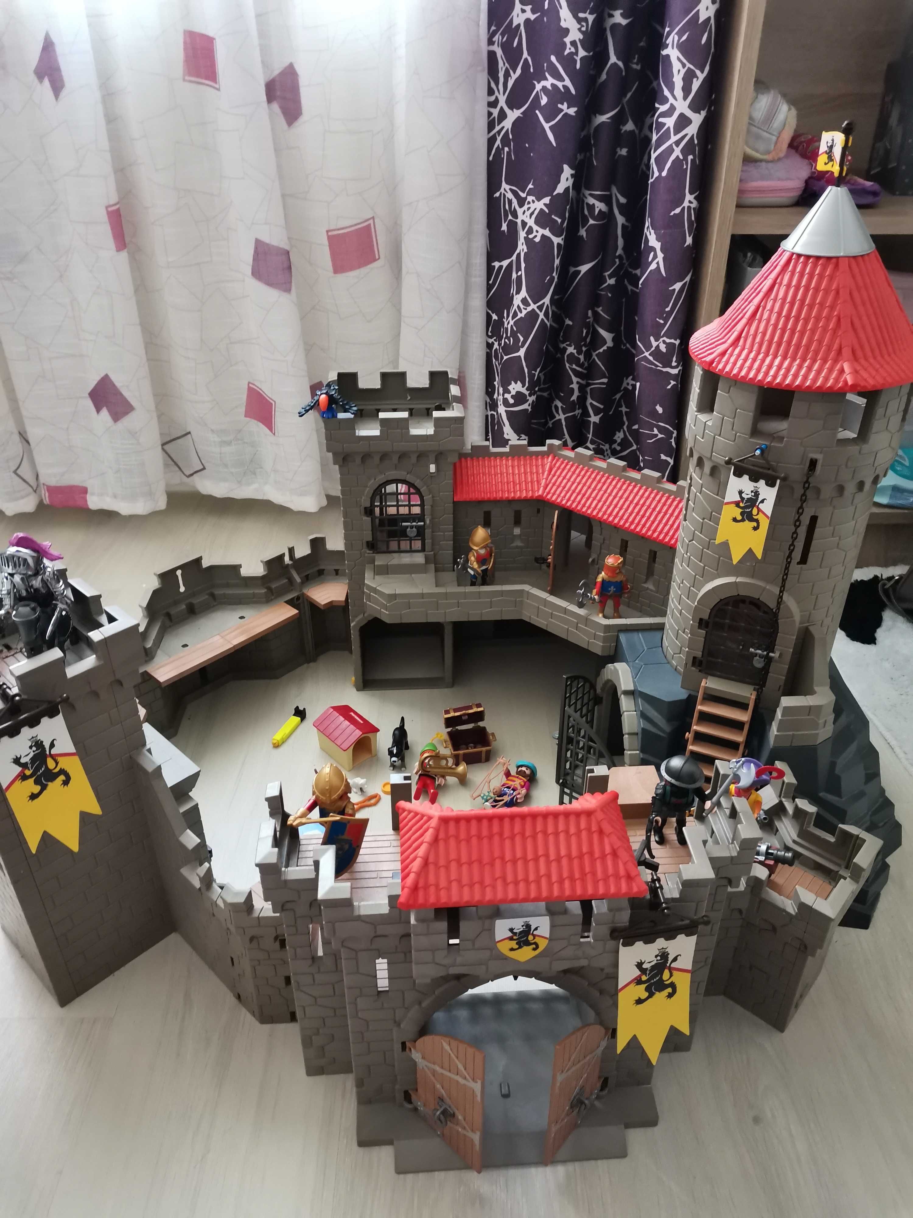 castel playmobil