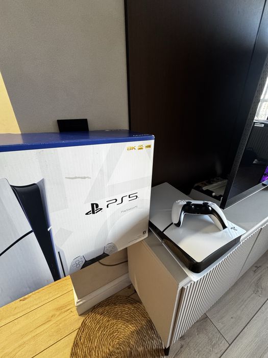 PLaystation 5 slim