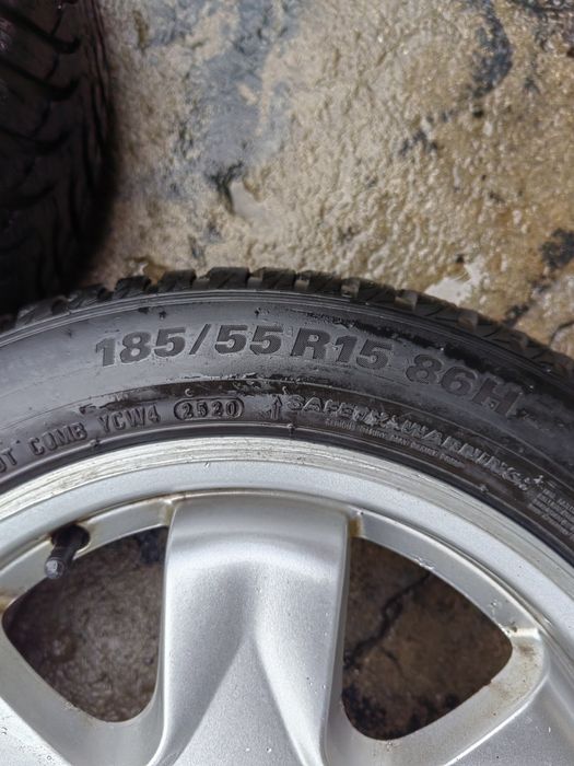 Алуминиеви джанти 15. 4х108, 63,4 с комплект със зимни гуми 185/55/15