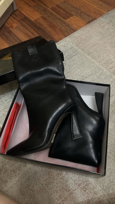 Болтильоны кожанные