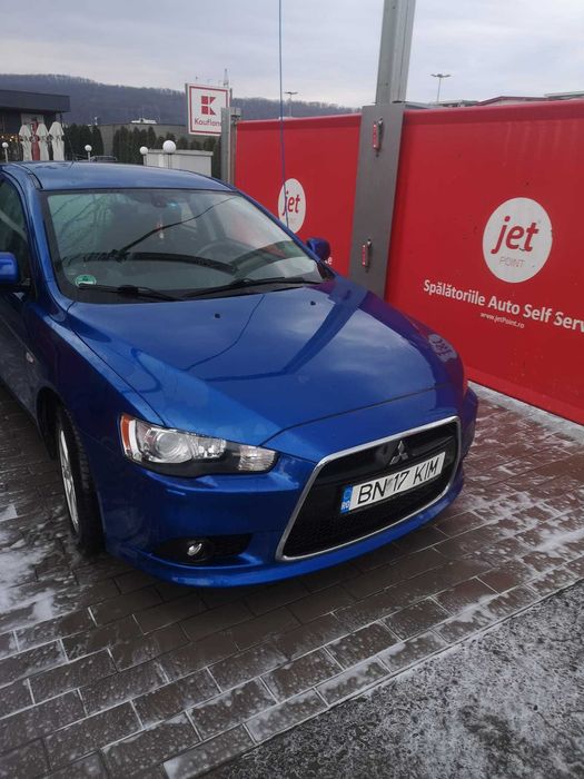 Vând Mitsubishi lancer 2011 cu defecțiune la motor!
