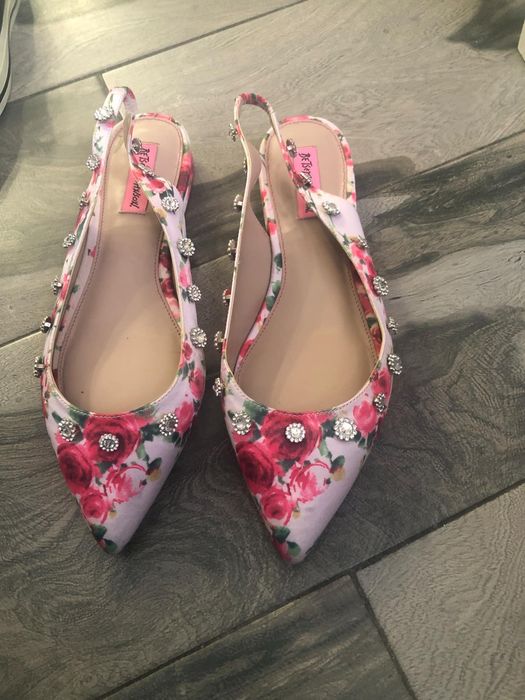 Дамски официални обувки