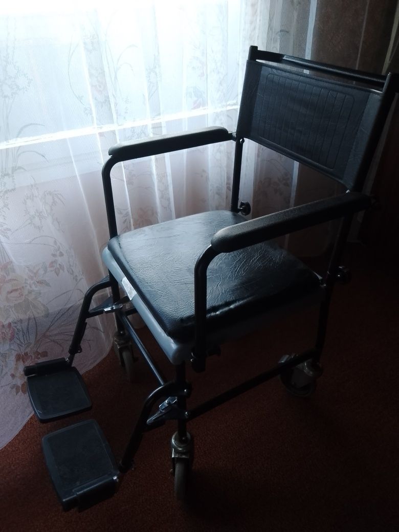 Болничен стол с екстра
