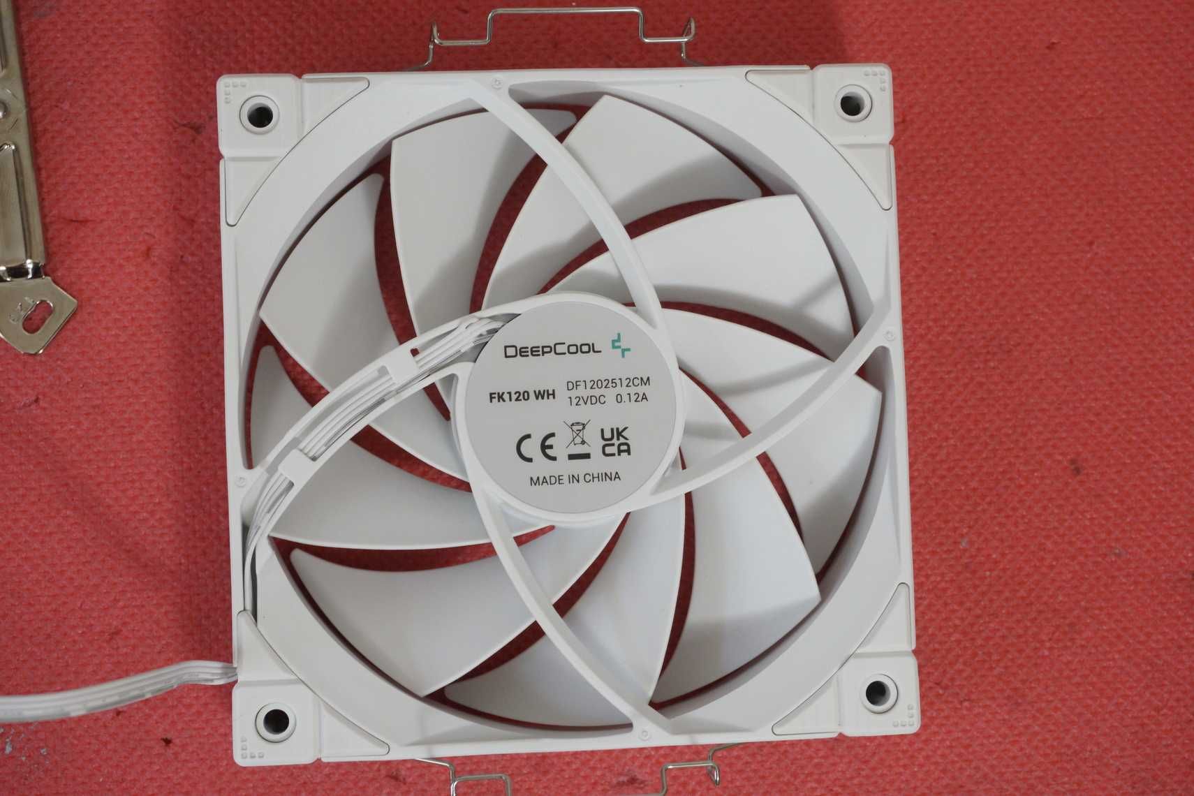 Охладител DeepCool AK500 white - 1x120mm / LGA 1700, AM4/5 / вкл ДДС
