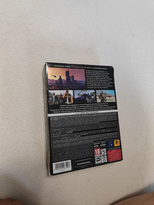 Joc PC GTA 5 și The witcher 3