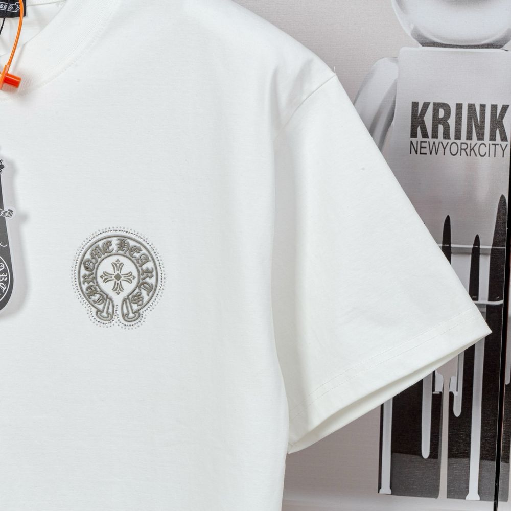 Чисто нова тениска Chrome Hearts