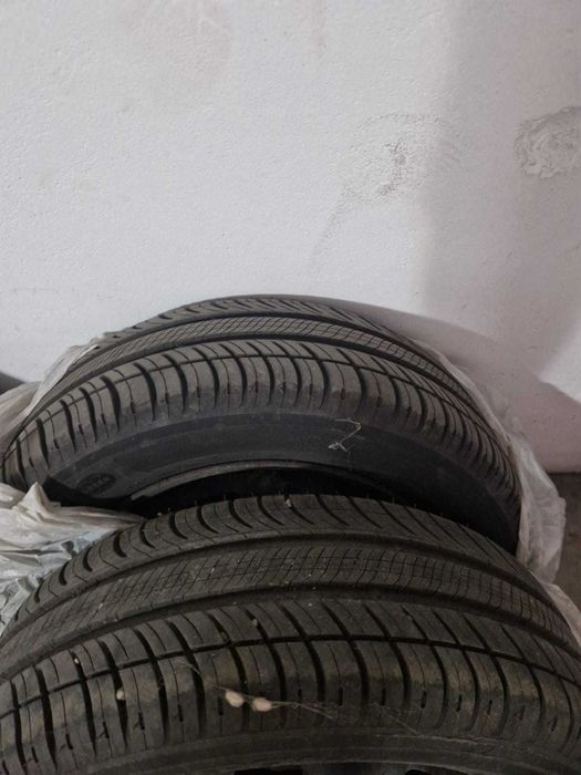 Vand Anvelope Vara MICHELIN Energy Saver cu Jante 185/60/14