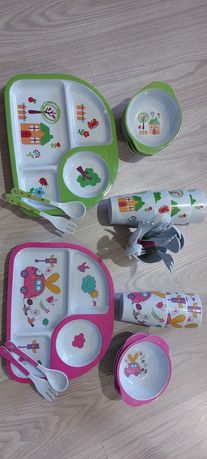Продам пластиковый набор детской посуды 2000 тенге
