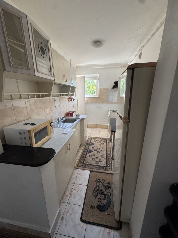 Inchiriez apartament 2 camere,zona astra