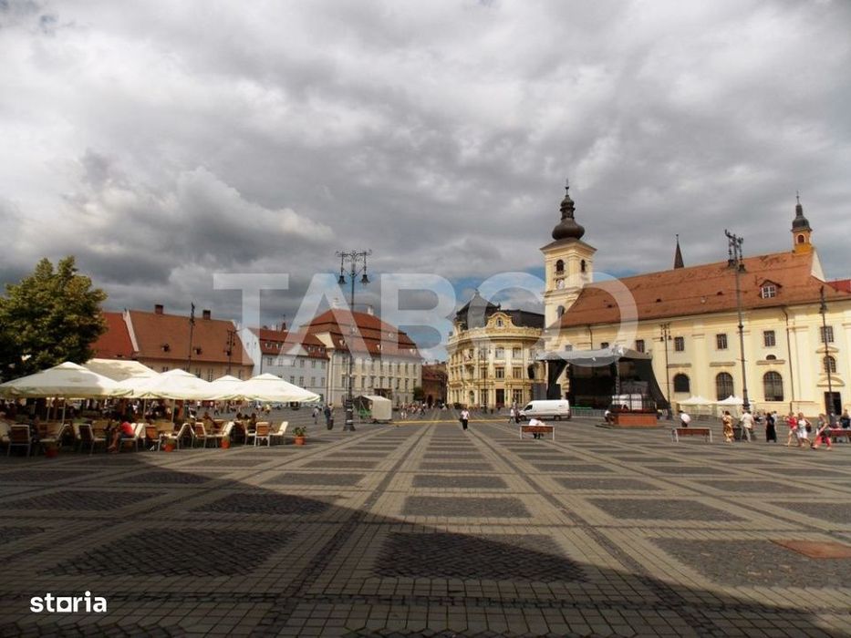 Spatiu comercial de vanzare 56 mpu cu vitrina Sibiu Centrul Istoric