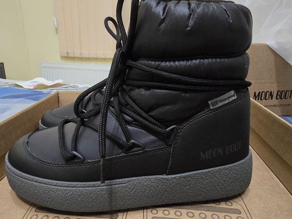 Апрески MOON boot