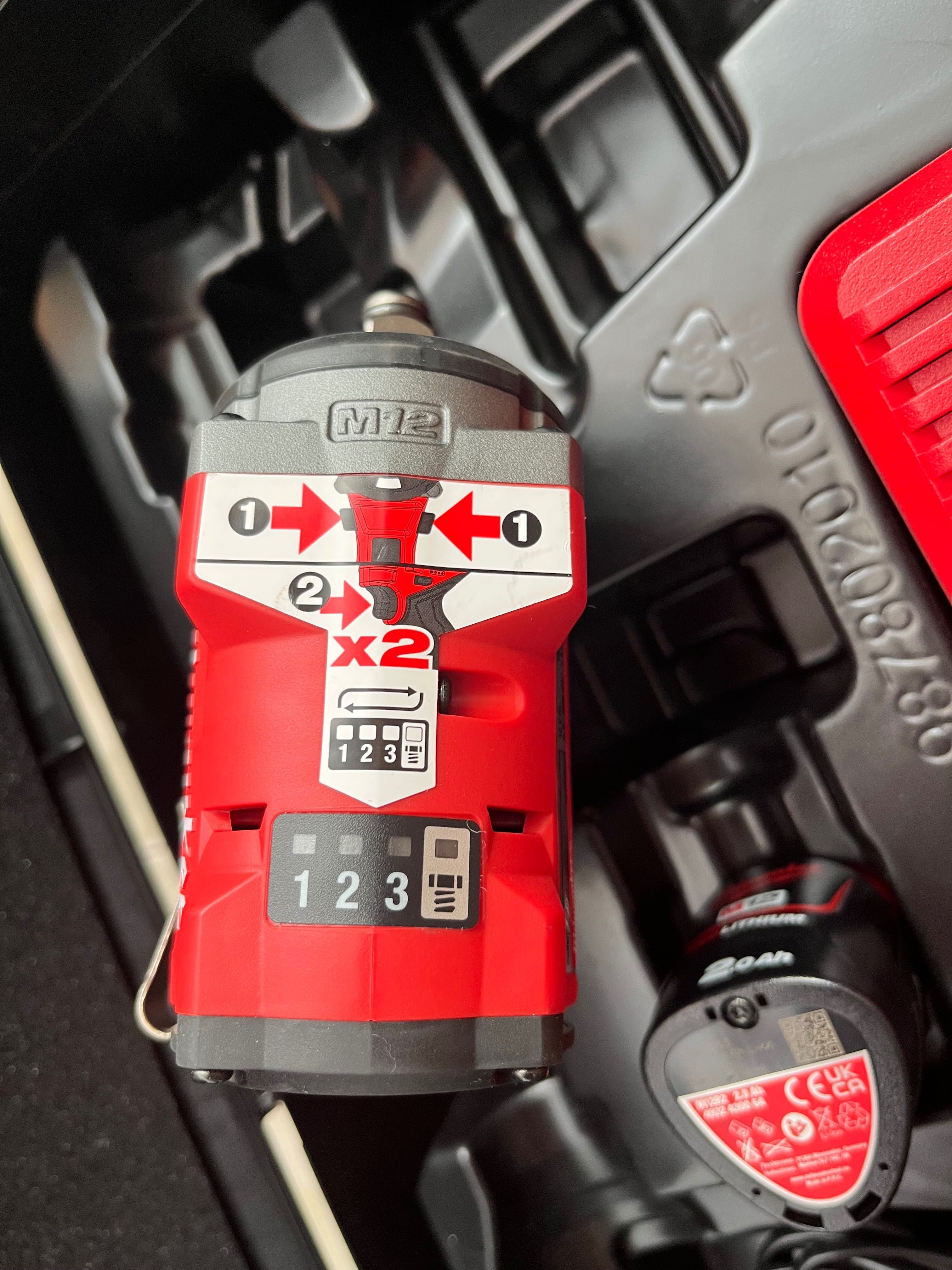 Нов Гайковерт Milwaukee 12V 2024г. Безчетков / Режими