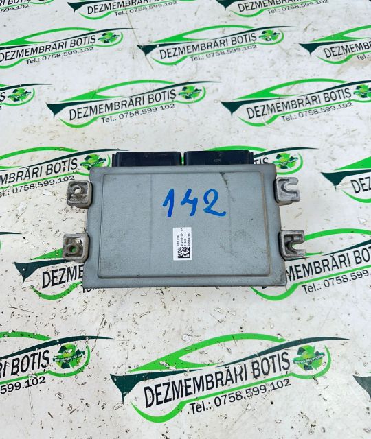 Calculator motor ECU 8200483732 Dacia Logan prima generatie