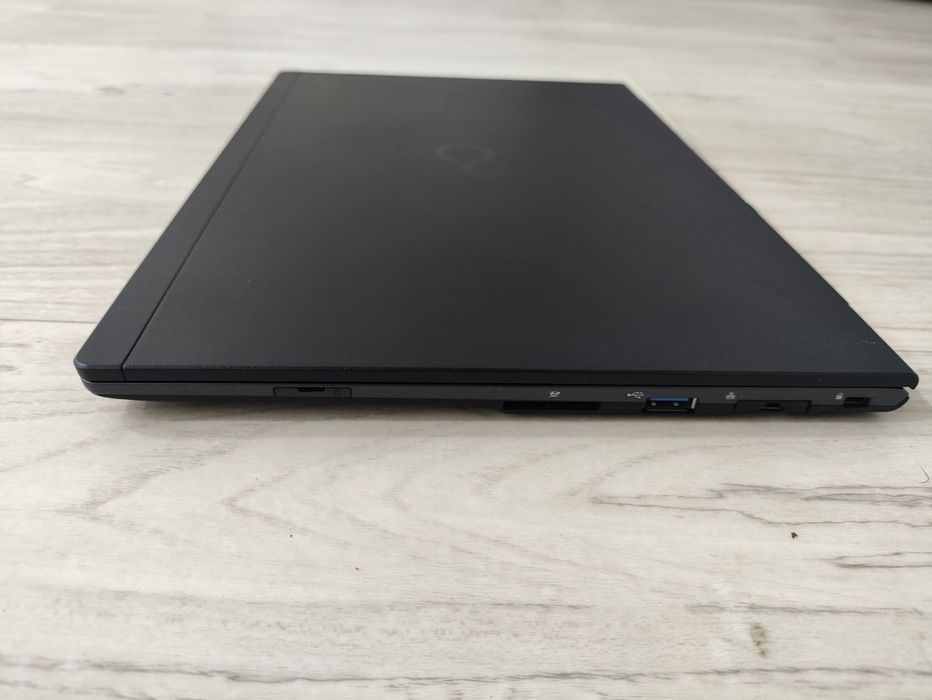 Ультрабук Fujitsu DDR4 I5 7300