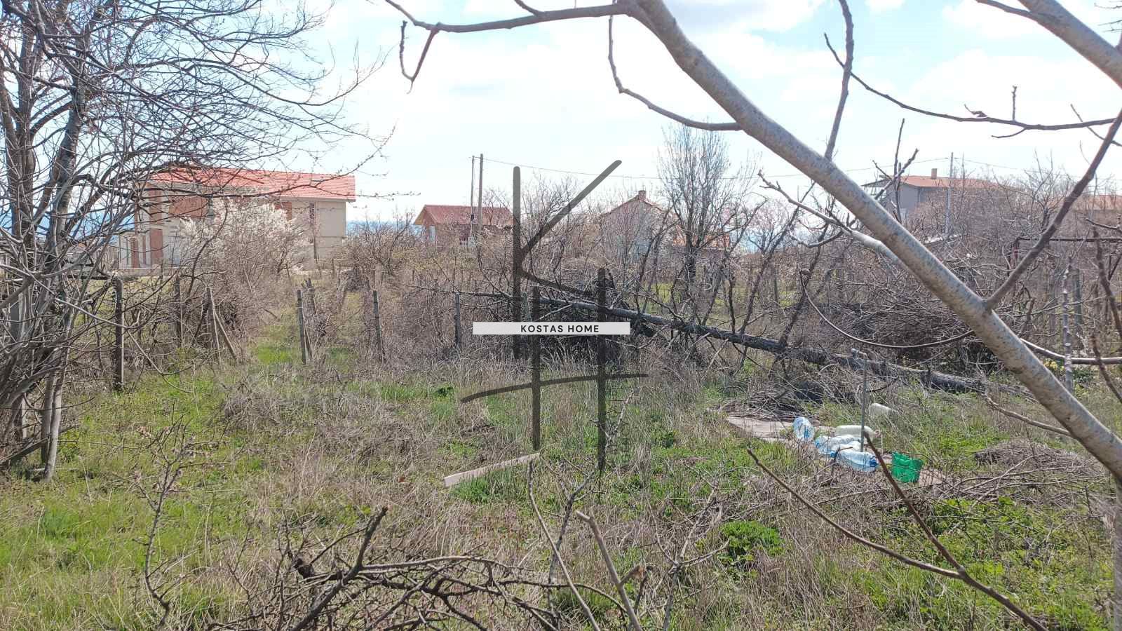 Парцел в Варна-м-т Траката площ 1324 цена 168000