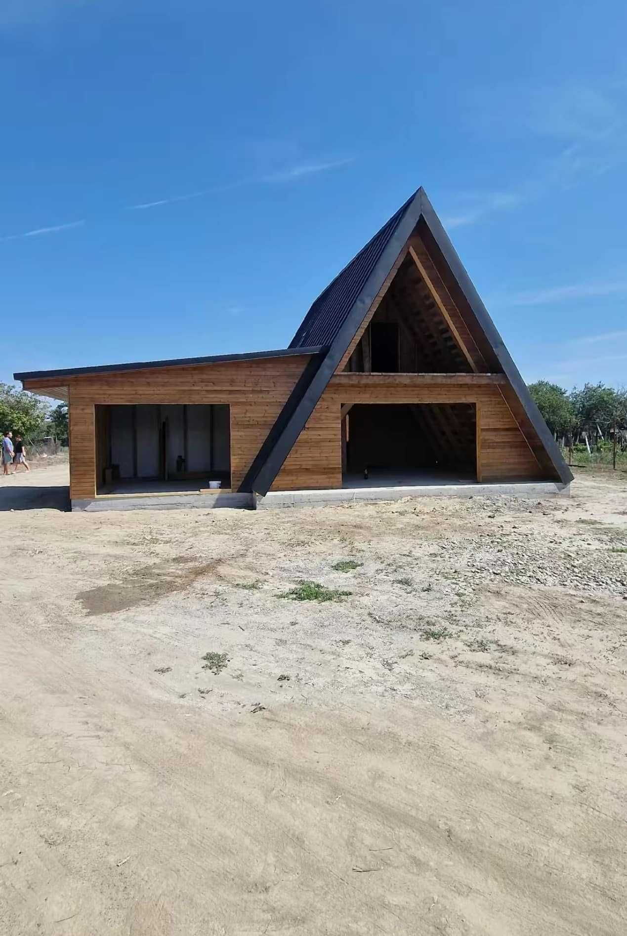 Case si Cabane A-Frame din structura de lemn de vanzare la comanda