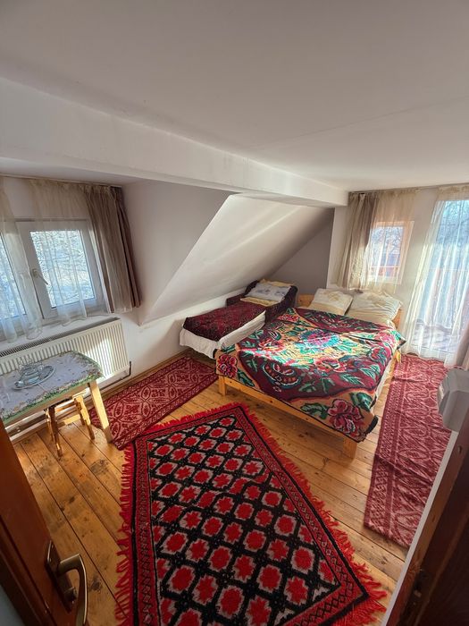 Închiriez Cabană Tradițională în Apuseni - Pentru REVELION