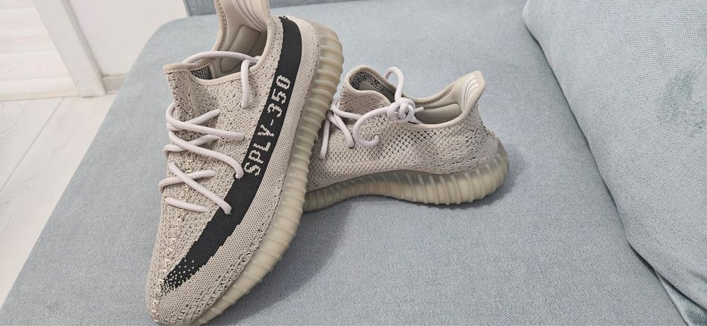 Adidas Yeezy Boost 350 V2 Granite