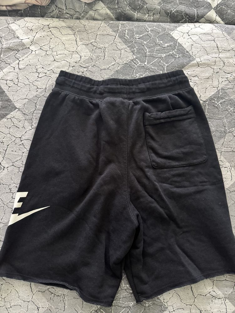Nike къси панталони
