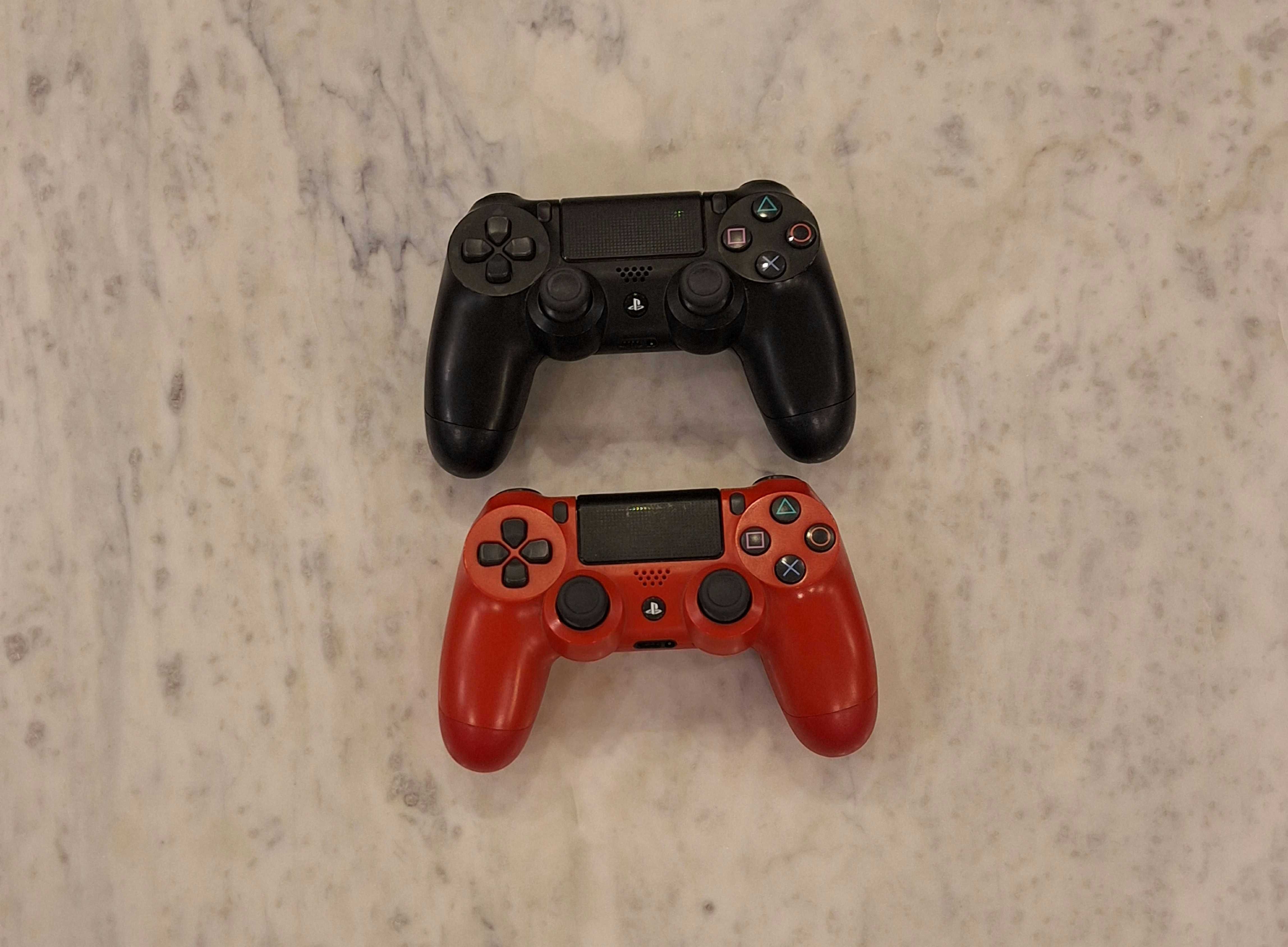 PlayStation 4 Slim 512GB с подарък