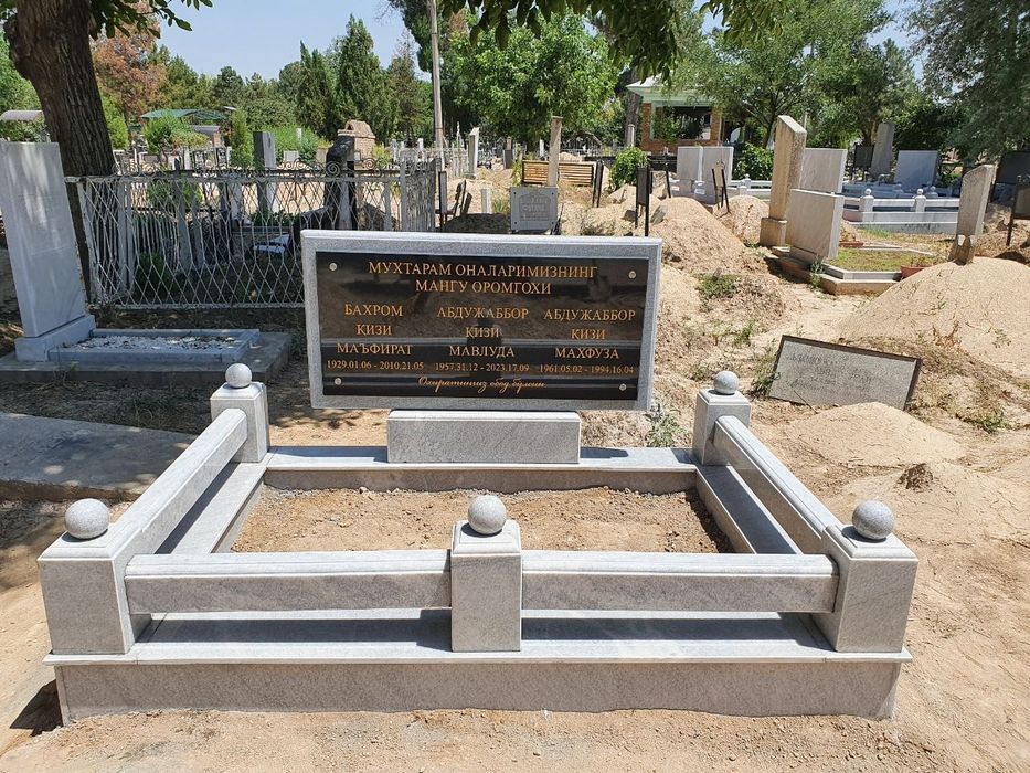 Pamyatnik granit marmardan