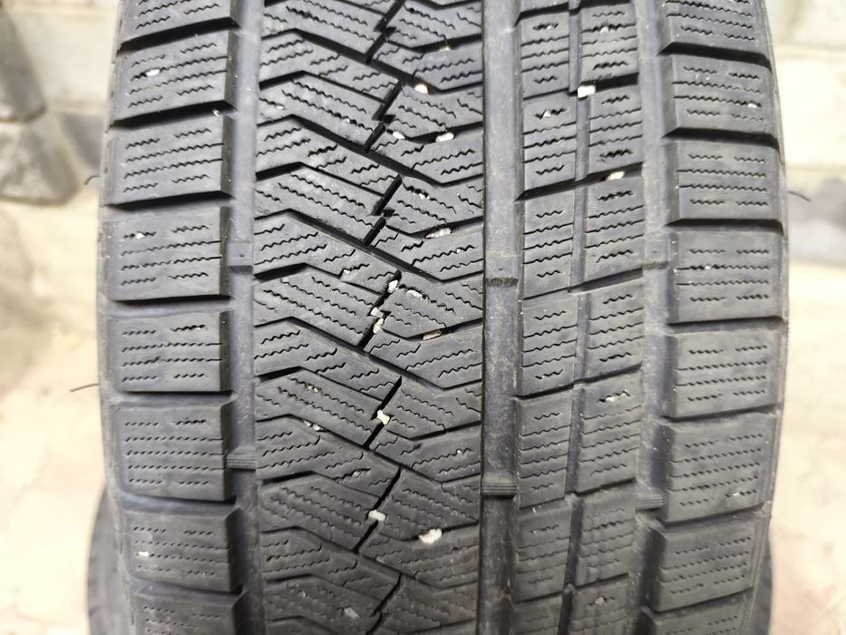 Triangle PL02 245/65 R17 111H без шипов