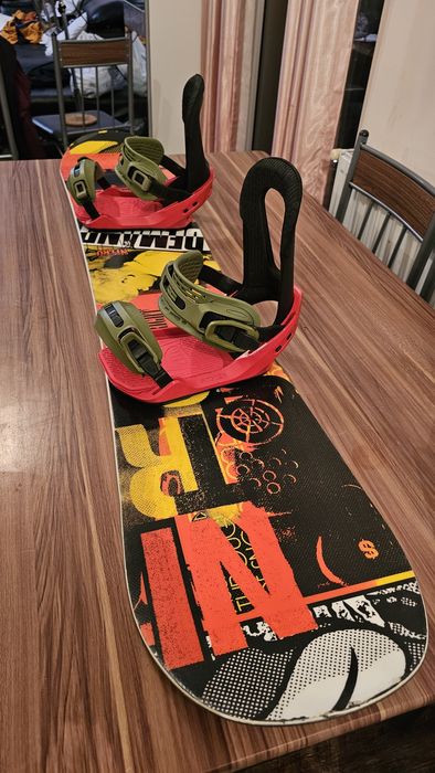 Placa Snowboard Nitro Demand 146 cu legaturi Switchback M