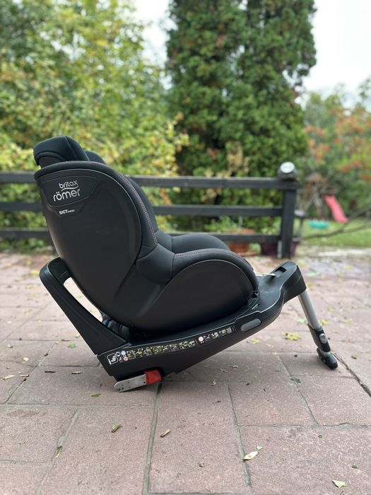 Scaun auto Britax Romer Dualfix M I-Size Rotativ 360° - 61-105 cm