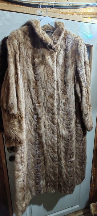 Haine de blana lungi ,calitative .