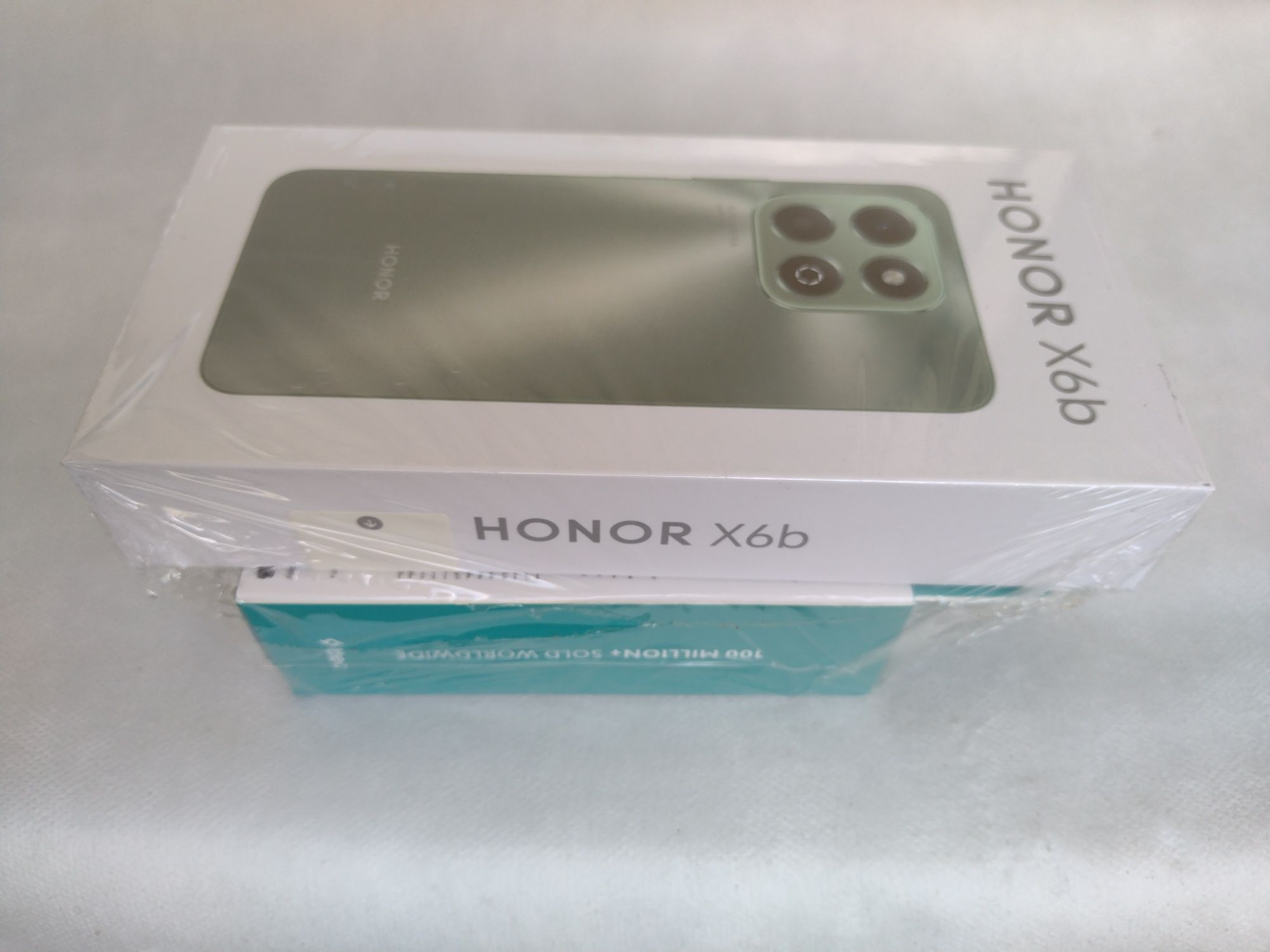 Чисто нов HONOR X6b