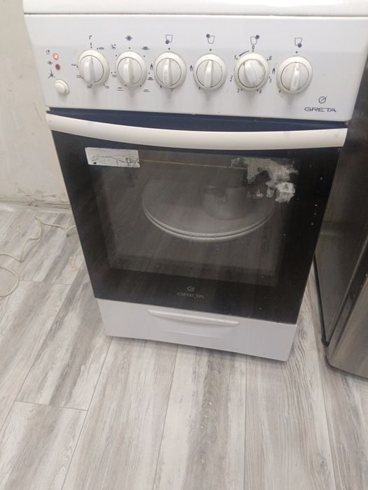 Продаю срочно комбенированную плитку 3 комфорки газовые+1 электро, дух